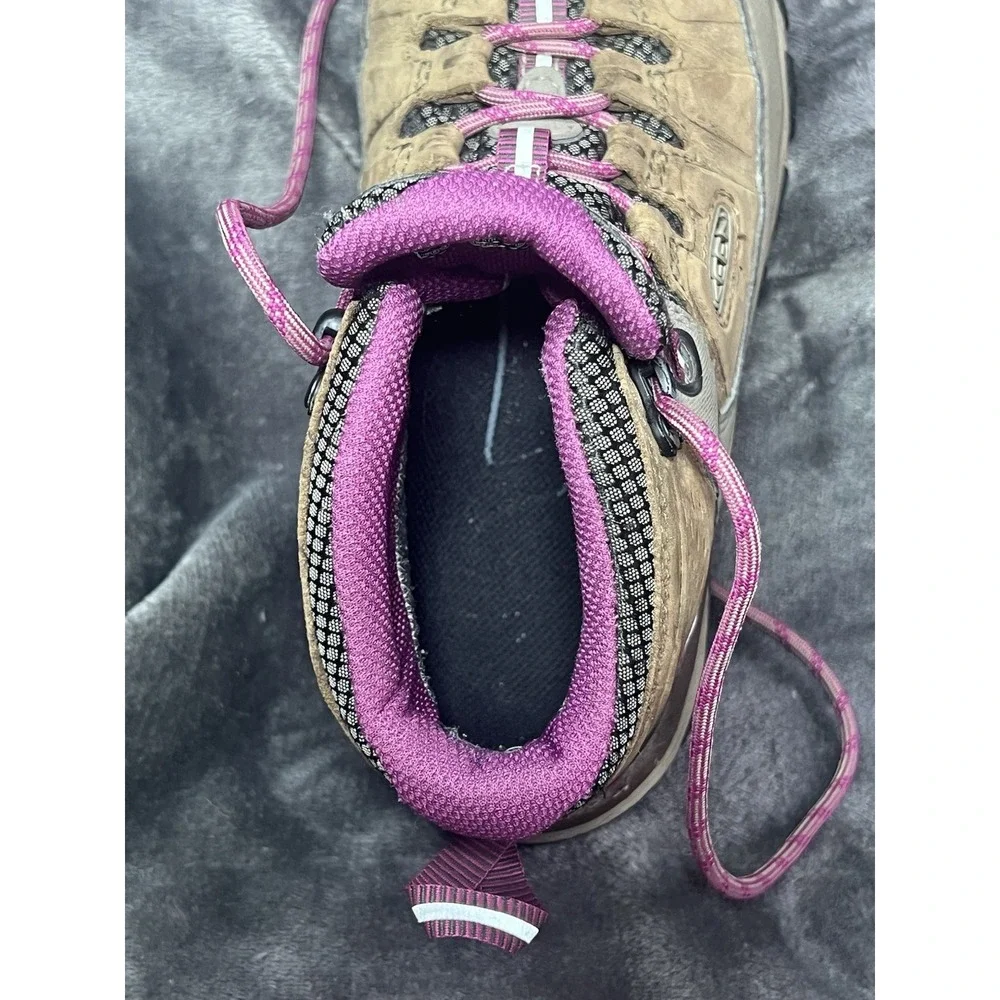 Keen Women Boots Targhee III Mid Waterproof Hiking  Weiss/Boysenberry  Sz 6 Gorp